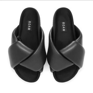 Foldy Puffy Slide in Black